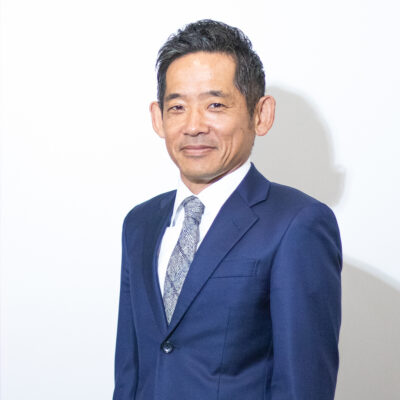 真貝 豪